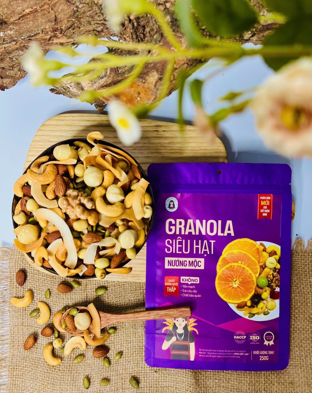 Granola siêu hạt túi nhỏ tiện lợi